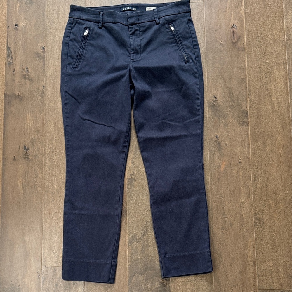 Level 99 Women’s 28P Navy Slim Ankle Pants Zip Pockets Stretch Petite